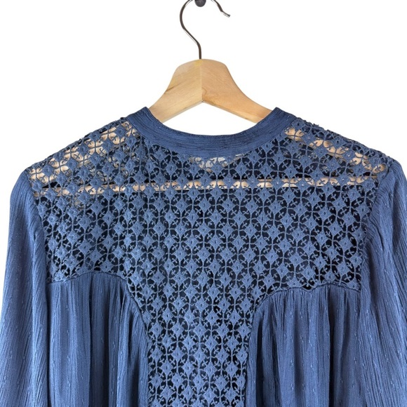 FREE PEOPLE The Best Blouse Navy Crochet Long Sleeve Top Medium New - Picture 9 of 12